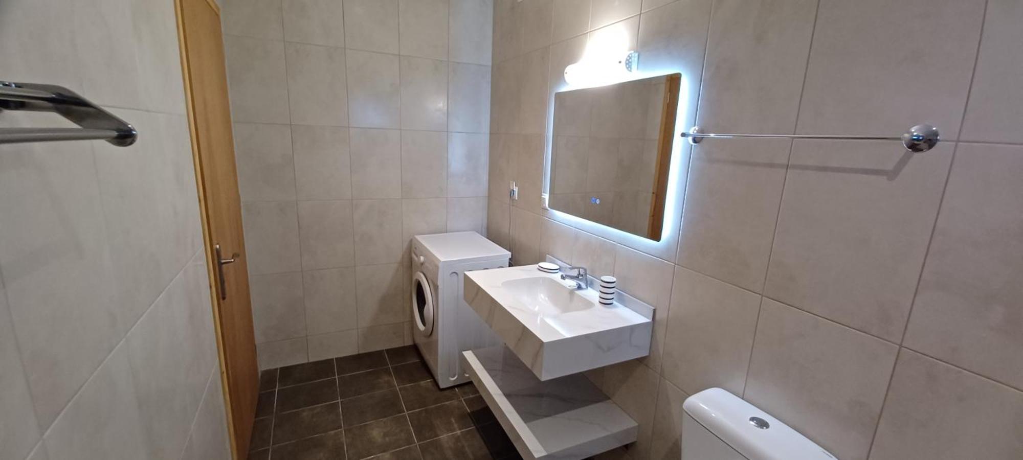 George Studios 1 Ипсос Екстериор снимка