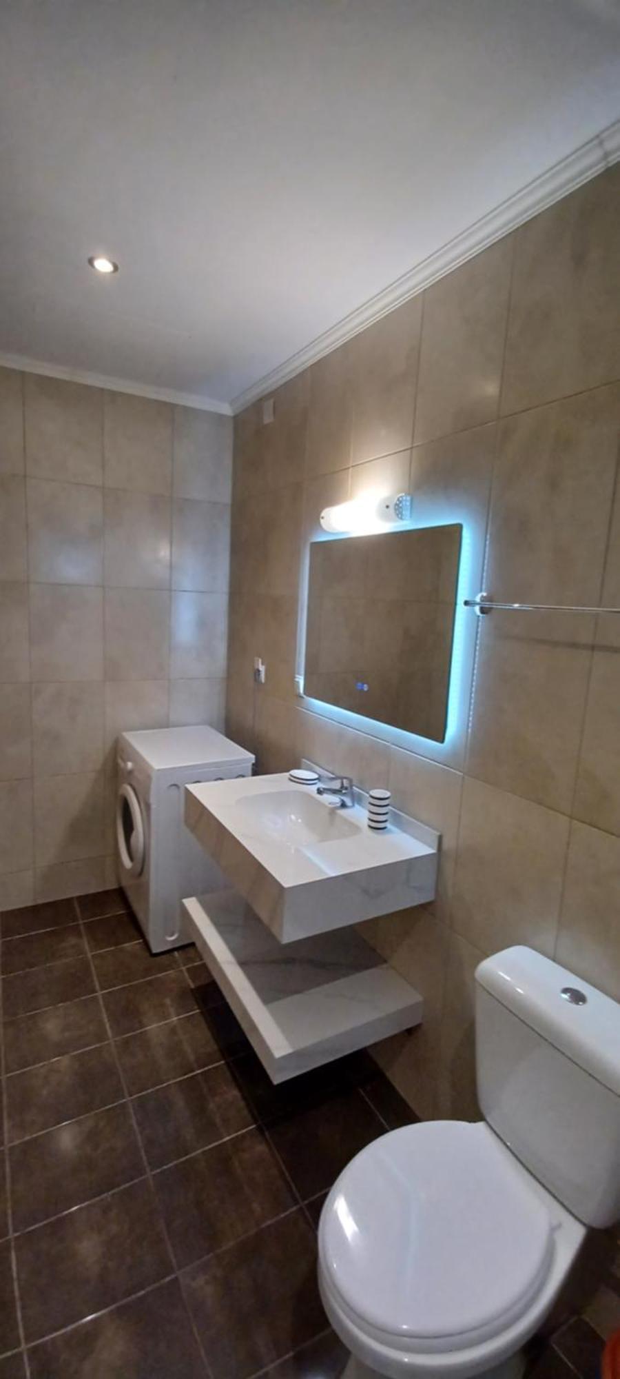 George Studios 1 Ипсос Екстериор снимка